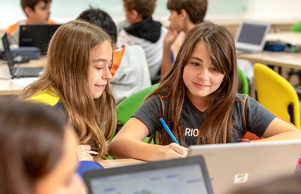 Área de Linguagens - Língua Portuguesa